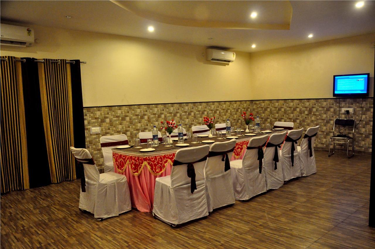 Hotel Suncity Palace Jharsuguda Eksteriør billede